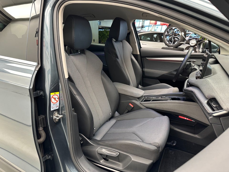 Skoda Enyaq 80 iV Loft 5d