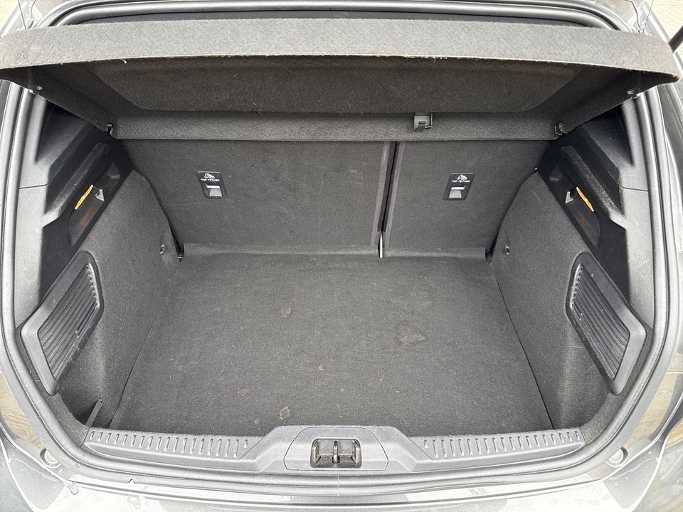 Ford Focus 1,0 EcoBoost ST-Line 5d