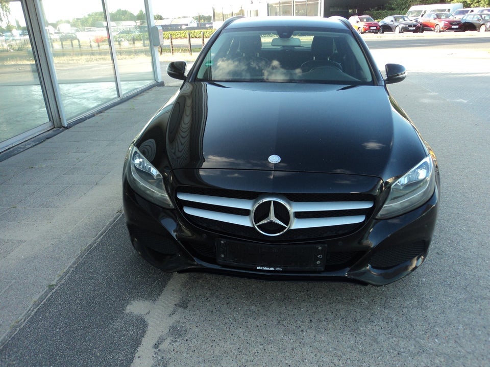Mercedes C220 d 2,2 Business stc. aut. 5d