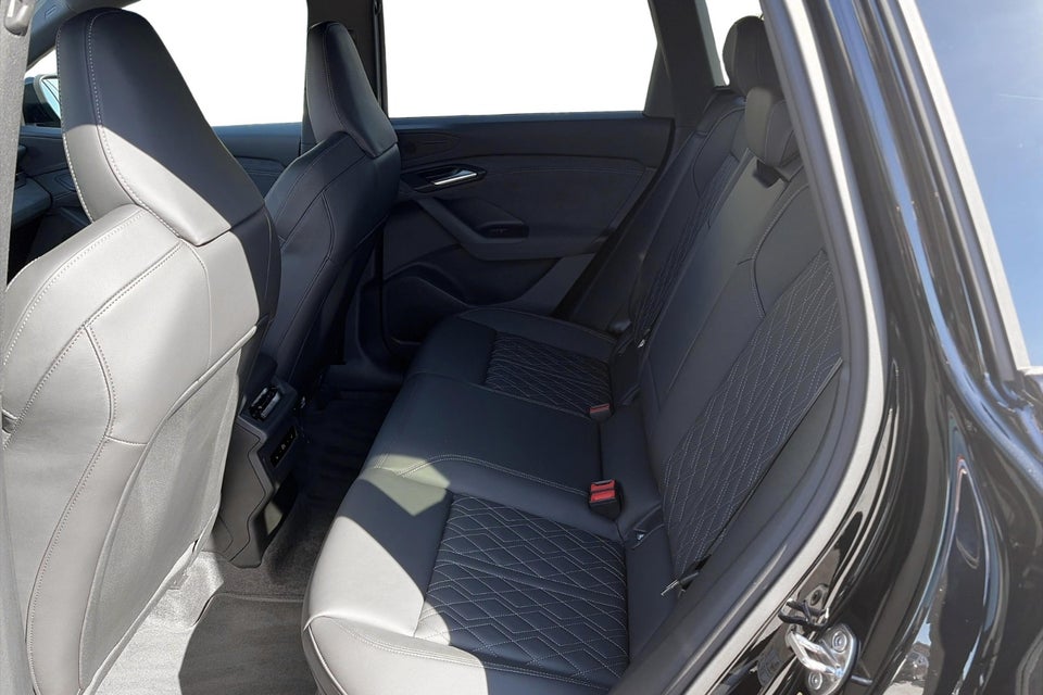 Audi Q6 e-tron S-line plus quattro 5d