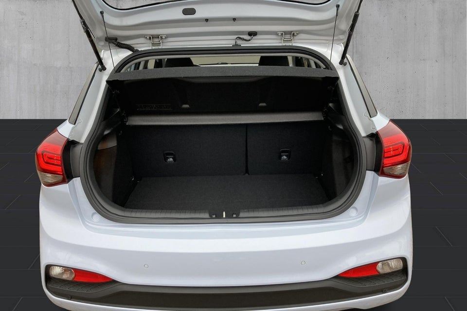 Hyundai i20 1,25 Style 5d