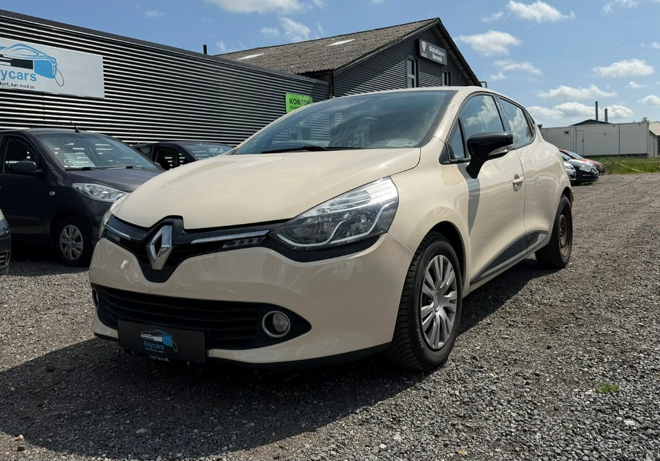 Renault Clio IV 0,9 TCe 90 Expression Optimized 5d