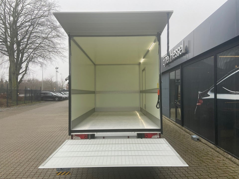 Mercedes Sprinter 317 2,0 CDi A3 Chassis PRO aut. RWD 2d