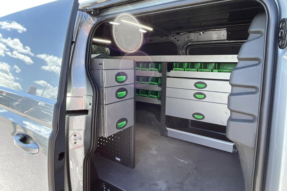 VW ID. Buzz 77 Cargo Pro