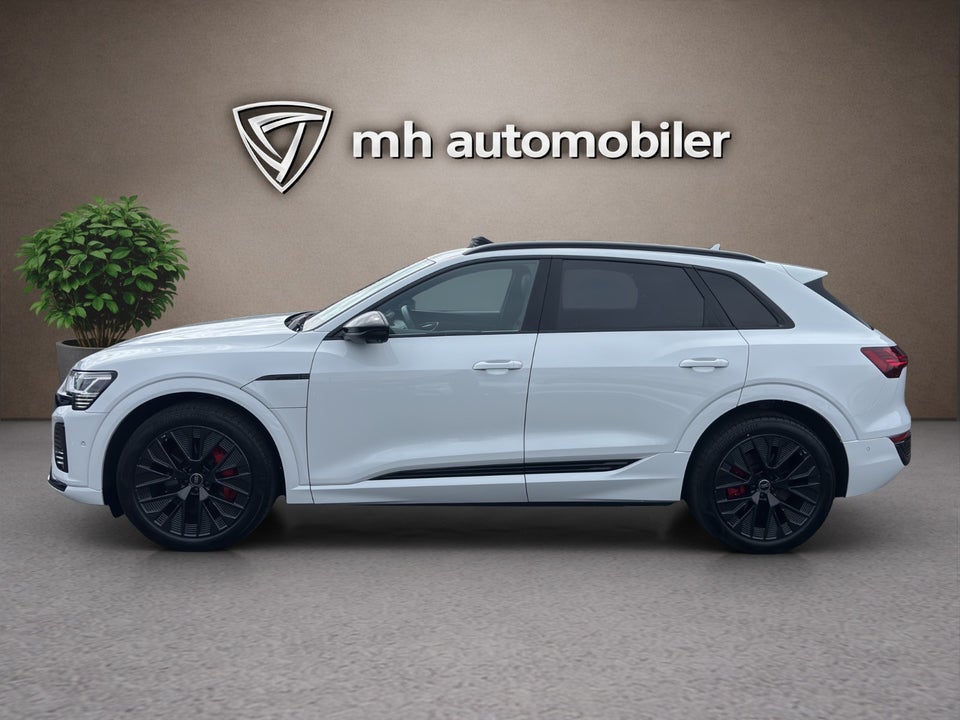Audi Q8 e-tron 55 S-line Black Style quattro 5d