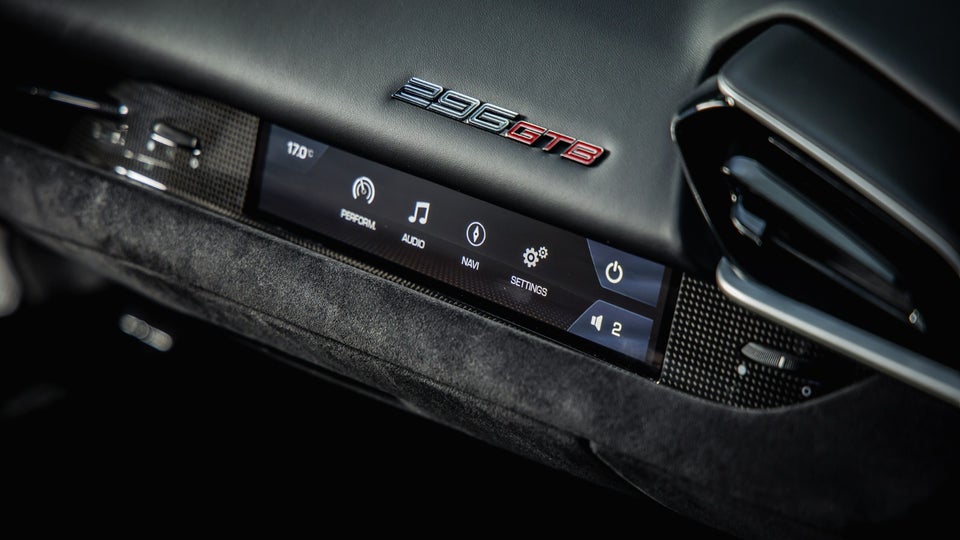 Ferrari 296 GTB 2,9 DCT 2d