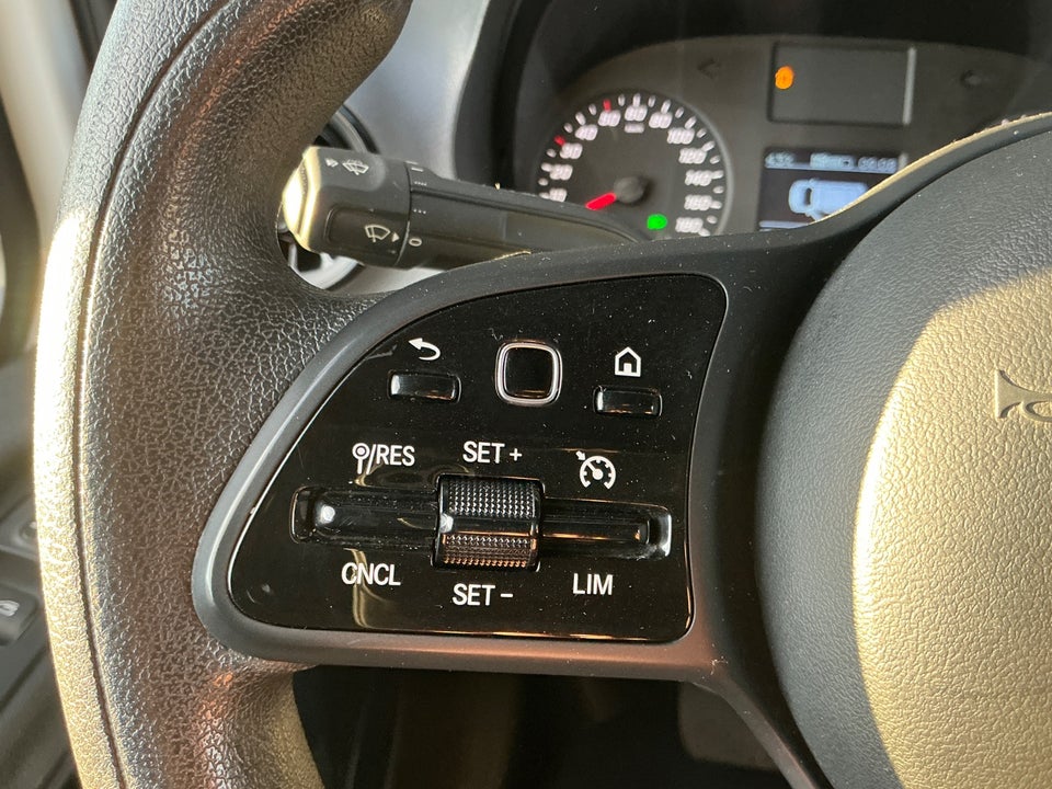 Mercedes Sprinter 317 2,0 CDi A3 Alukasse m/lift aut. RWD 2d