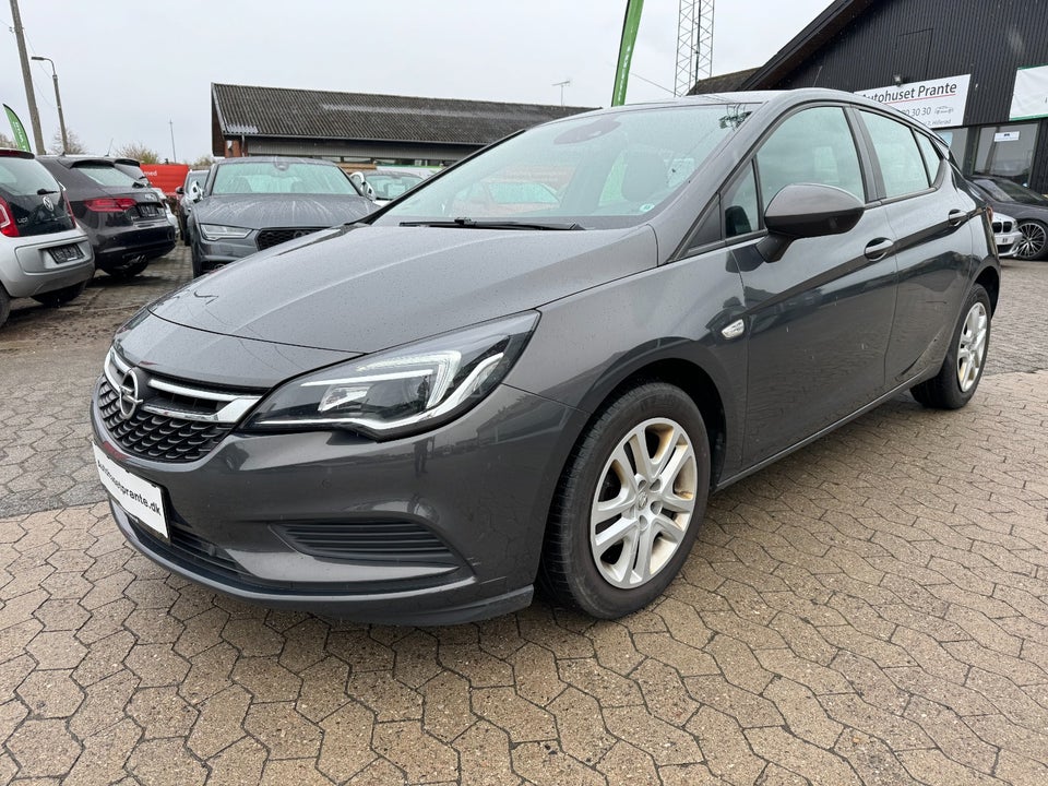 Opel Astra 1,4 T 125 Enjoy 5d