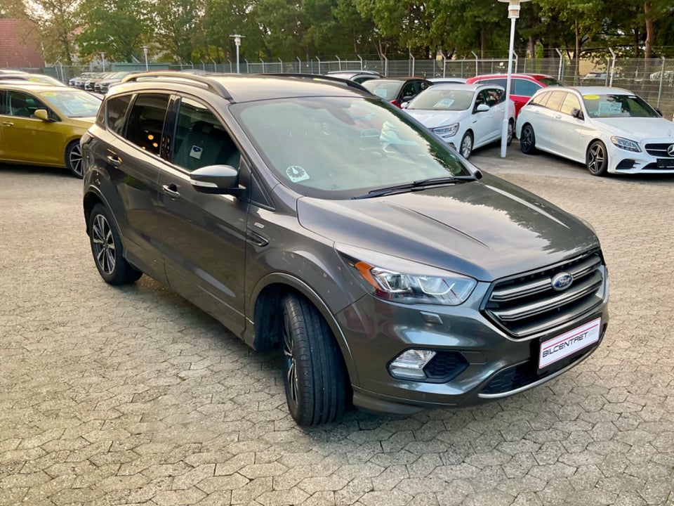 Ford Kuga 1,5 SCTi 150 ST-Line 5d