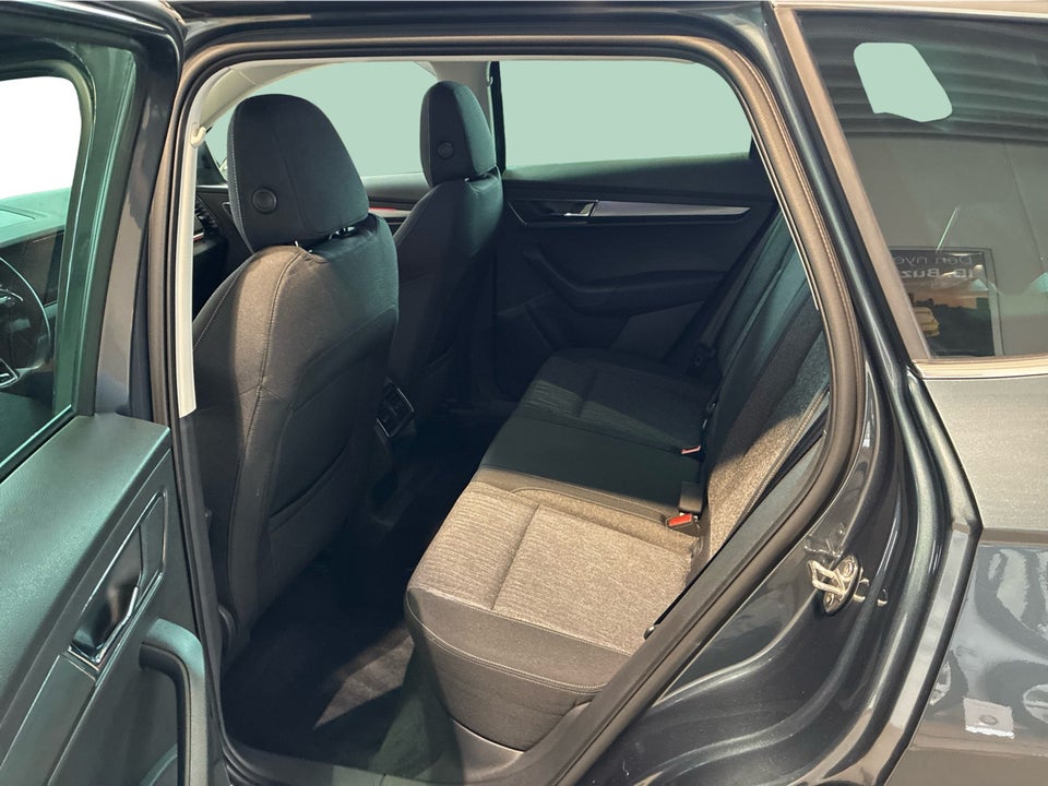 Skoda Karoq 1,5 TSi 150 Tour de France DSG 5d