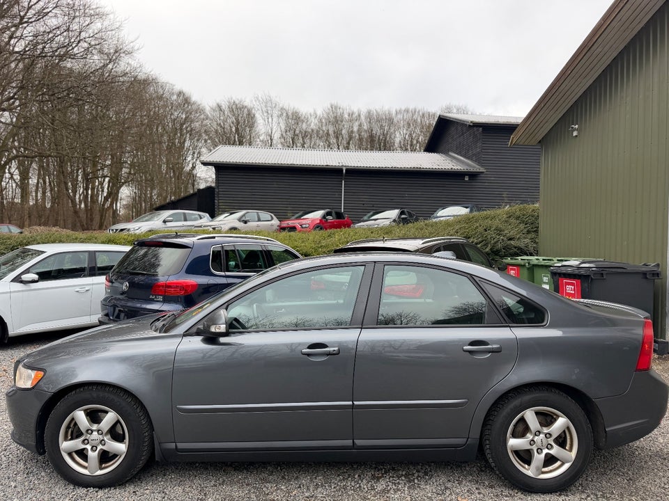 Volvo S40 1,6 D DRIVe 4d