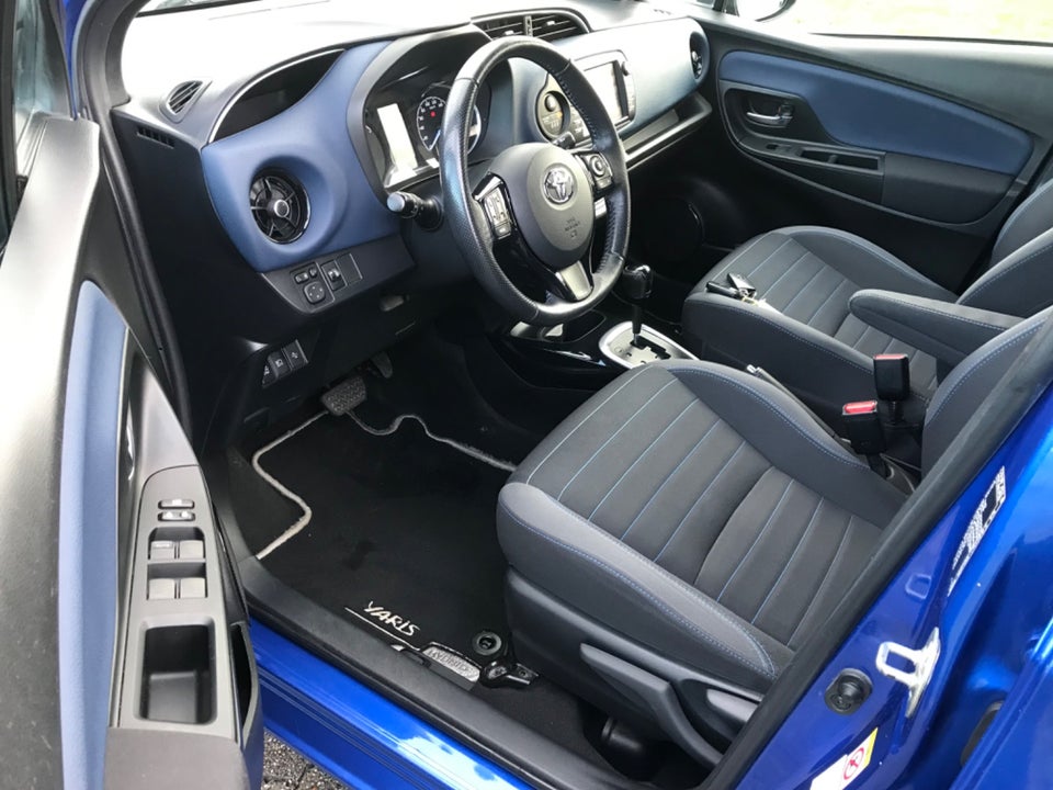 Toyota Yaris 1,5 VVT-i Flavour 5d