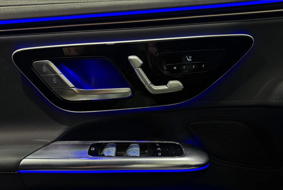 Mercedes EQE300 Avantgarde 4d