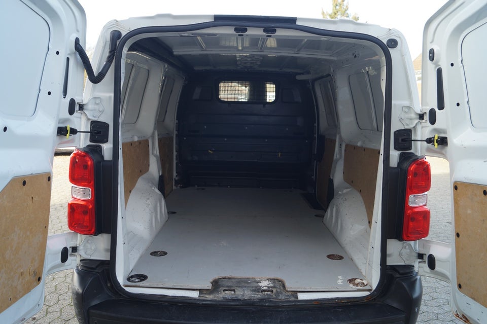 Toyota ProAce 2,0 D 120 Long Comfort 5d