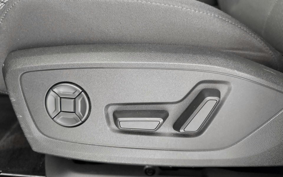 Audi Q4 e-tron 40  5d