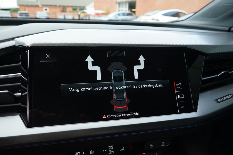 Audi Q4 e-tron 40 S-line 5d