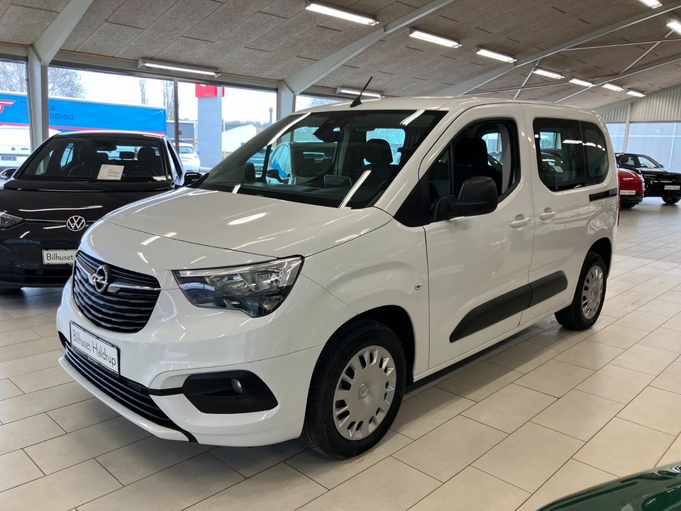 Opel Combo-e Life 50 Ultimate L1 5d