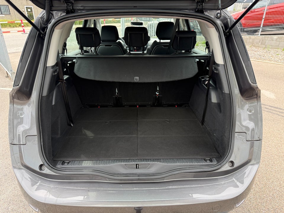 Citroën Grand C4 Picasso 1,2 PureTech 130 Iconic 7prs 5d