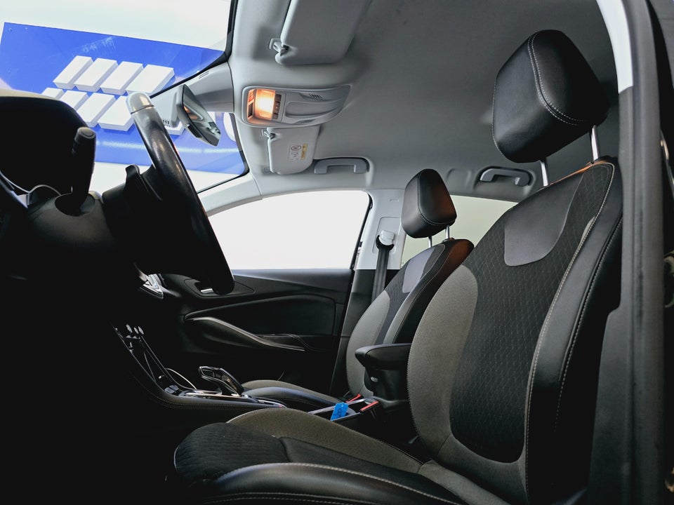 Opel Grandland X 1,6 Hybrid Ultimate aut. 5d