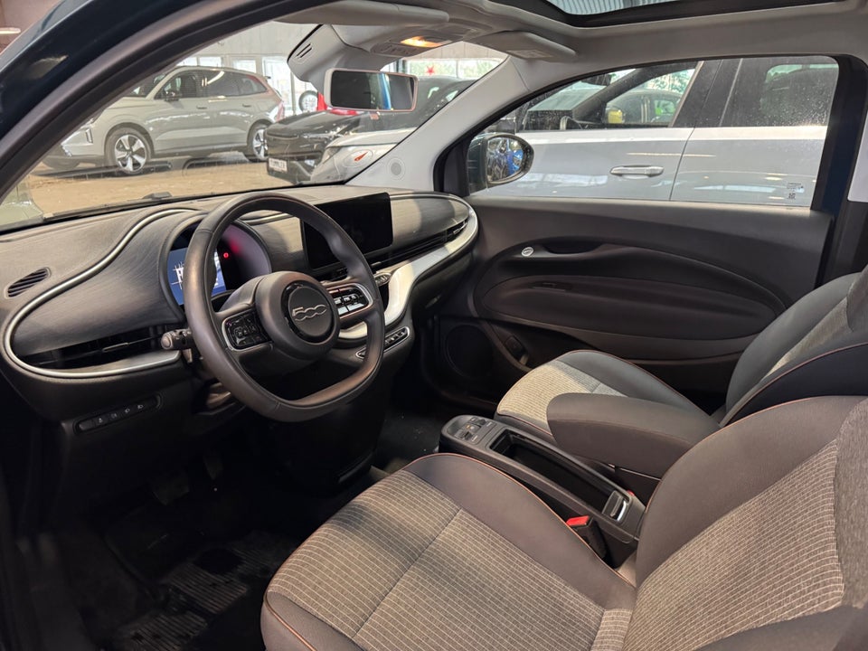 Fiat 500e 42 Icon Plus 3d