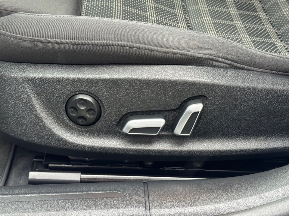 Audi A5 1,8 TFSi 144 S-line Sportback Multitr. 5d