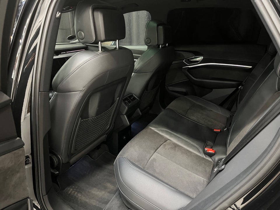 Audi e-tron 55 S-line quattro 5d