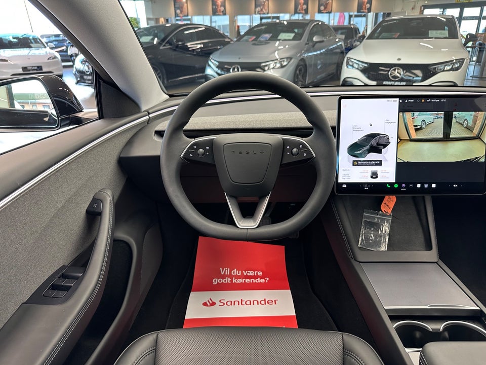 Tesla Model 3 RWD 4d