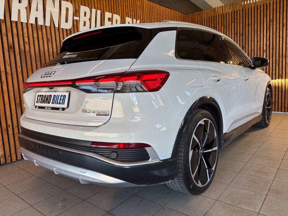 Audi Q4 e-tron 50 S-line quattro 5d