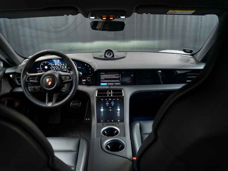 Porsche Taycan 4S Performance+ 4d