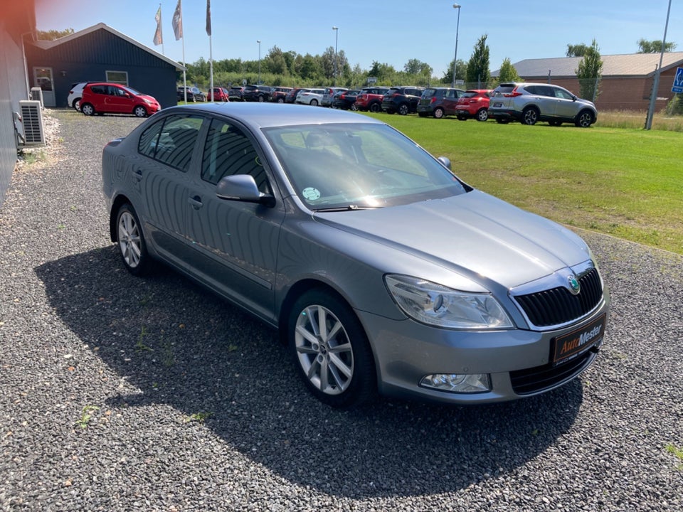 Skoda Octavia 2,0 TDi Ambition DSG 5d