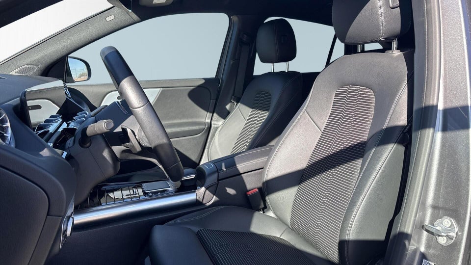 Mercedes EQA250 Progressive 5d