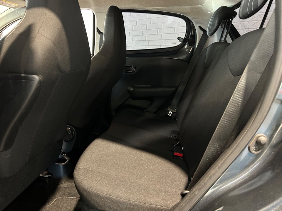 Peugeot 108 1,0 e-VTi 72 Allure 5d