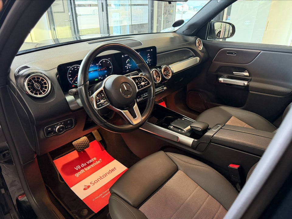 Mercedes EQB300 Progressive 4Matic 7prs 5d