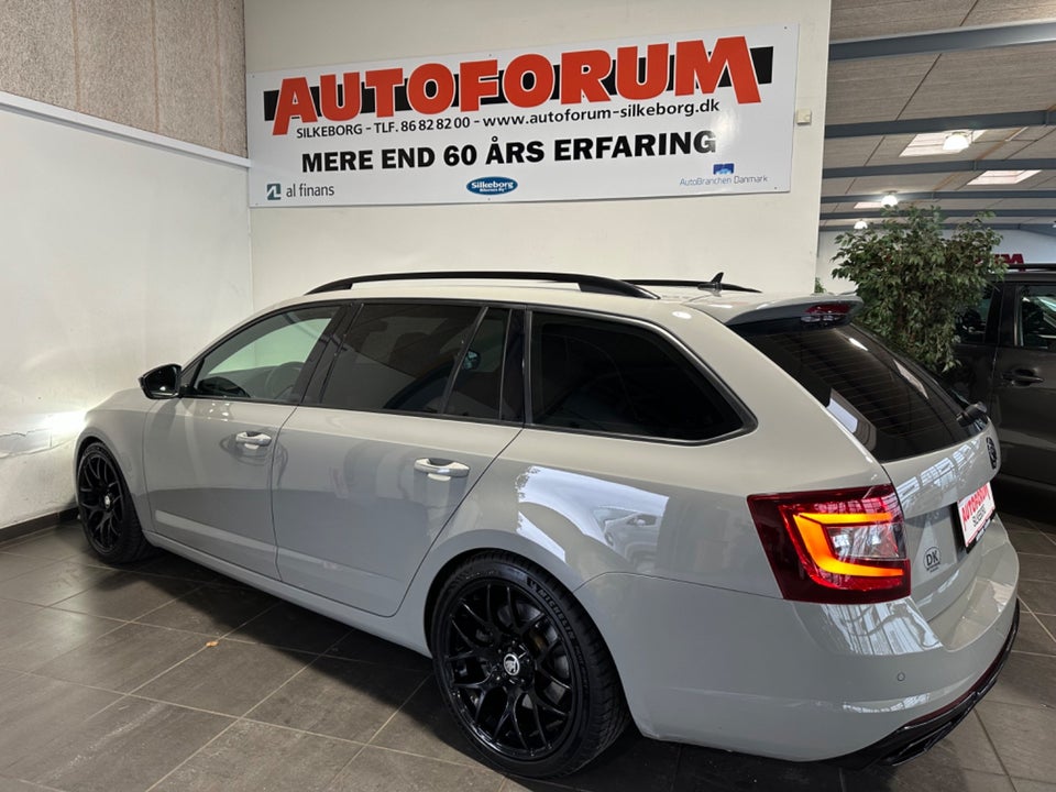 Skoda Octavia 2,0 TSi 245 RS Combi DSG 5d