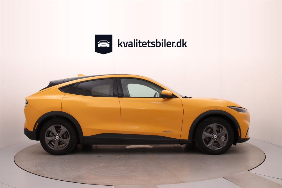 Ford Mustang Mach-E 75 Standard Range 5d