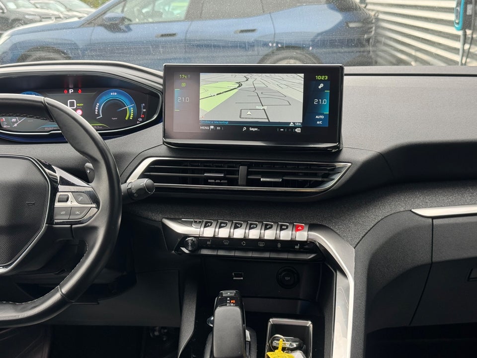 Peugeot 3008 1,6 Hybrid Allure Pack EAT8 5d