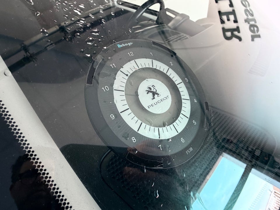 Peugeot 108 1,0 e-VTi 72 Allure+ 5d