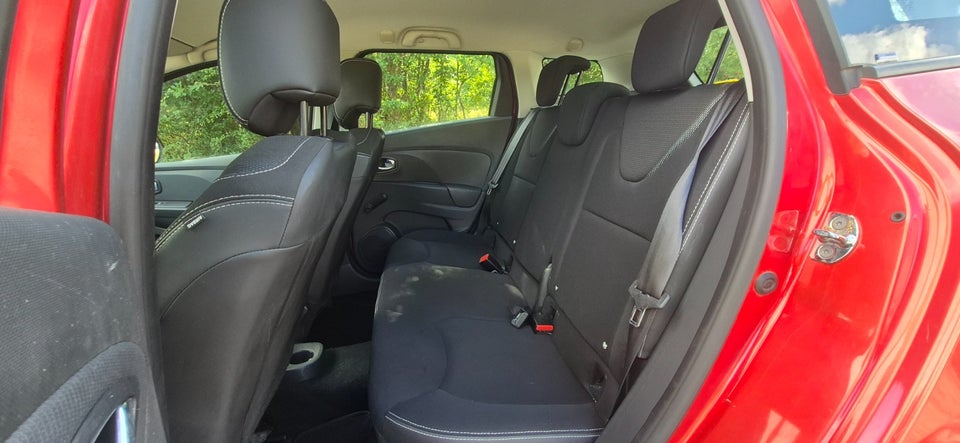 Renault Clio IV 0,9 TCe 90 Dynamique Sport Tourer 5d