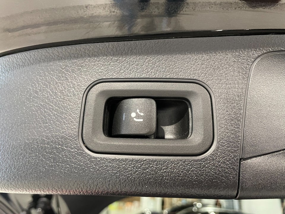 Mercedes EQA250+ Progressive Advance 5d