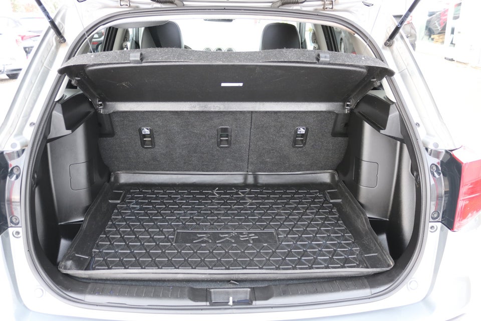 Suzuki Vitara 1,0 Boosterjet Adventure aut. 5d