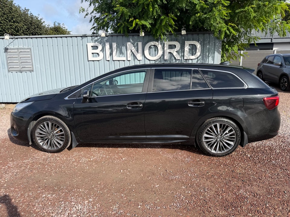 Toyota Avensis 1,8 VVT-i T2 Limited Touring Sports 5d