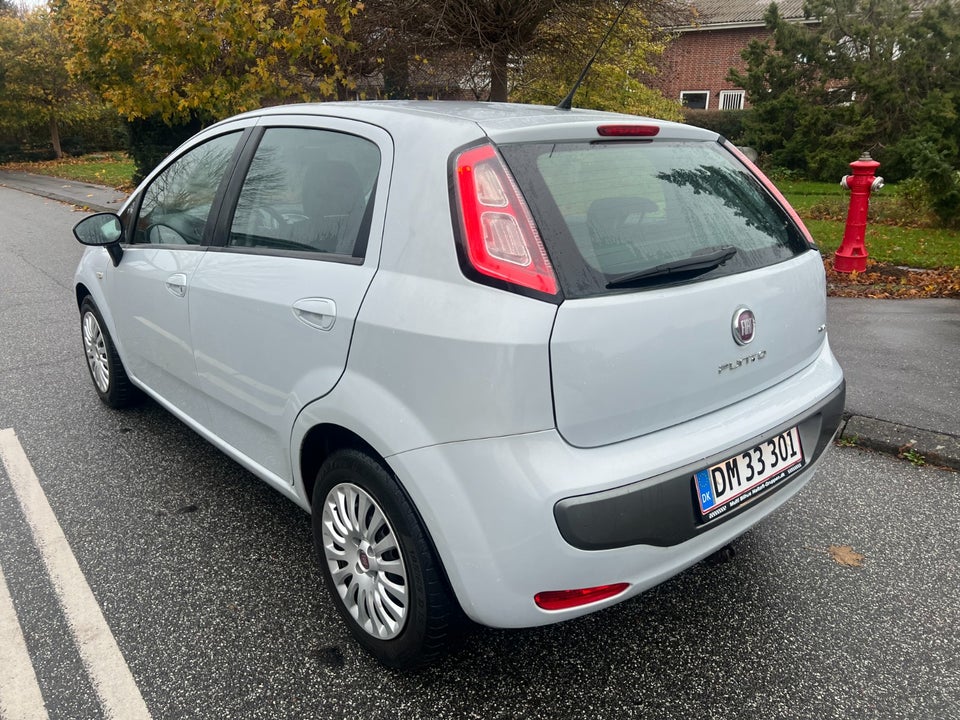 Fiat Punto Evo 1,4 M-Air 105 Dynamic 5d