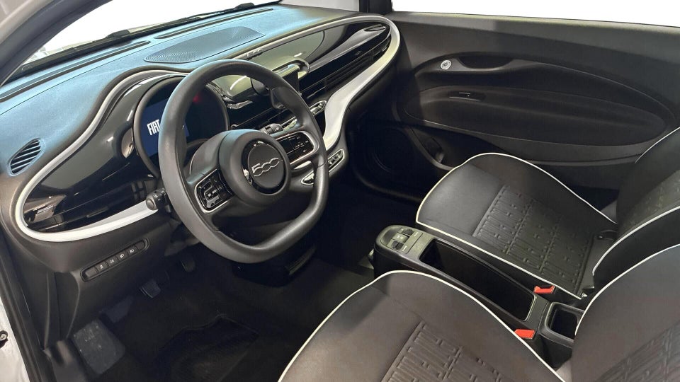 Fiat 500e 24 Action 3d