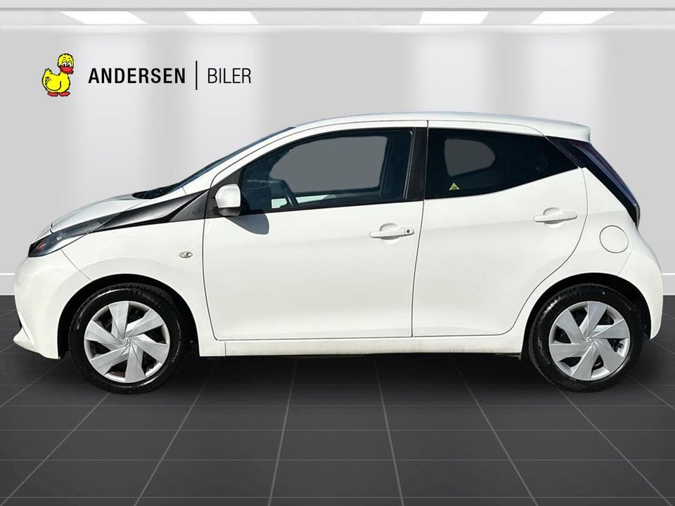 Toyota Aygo 1,0 VVT-i x-play x-touch 5d