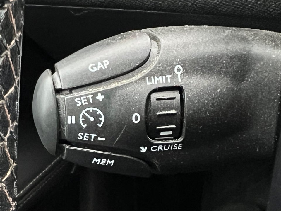 Peugeot 5008 1,5 BlueHDi 130 GT EAT8 7prs 5d