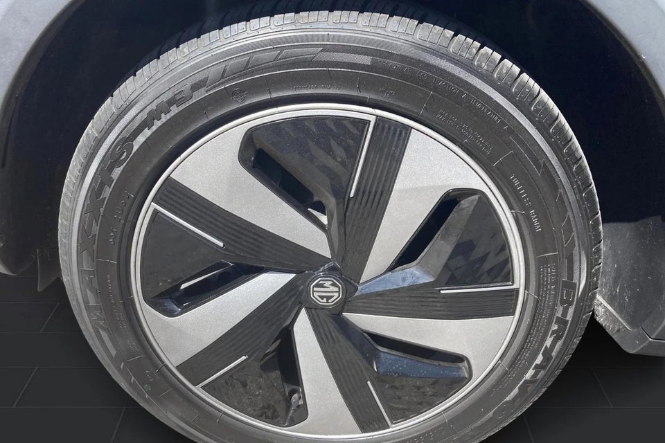 MG ZS 50 Luxury 5d