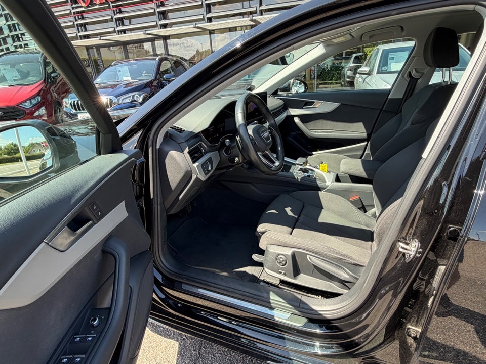 Audi A4 40 TFSi Prestige plus Avant S-tr. 5d
