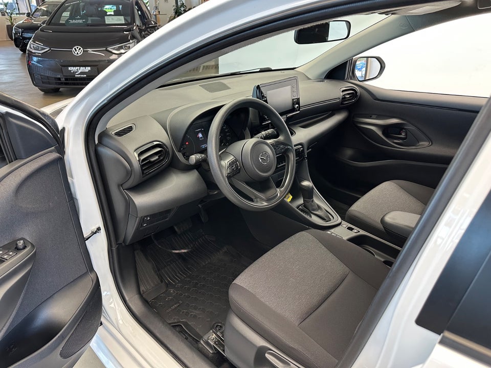 Mazda 2 1,5 Hybrid Pure CVT 5d