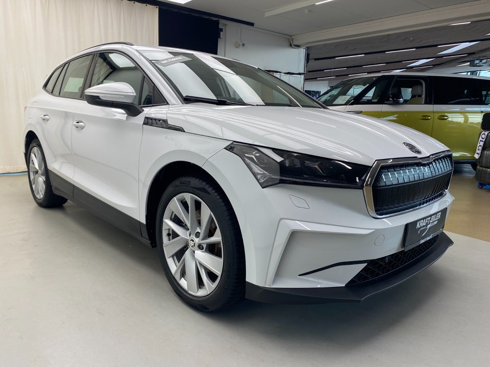 Skoda Enyaq 60 iV Loft 5d