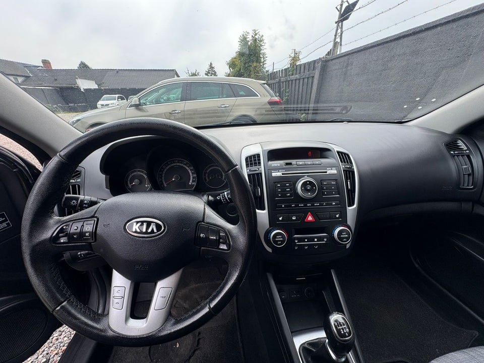 Kia Ceed 1,6 CRDi 90 Active Fashion SW 5d